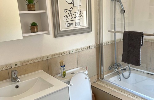 Greater Johannesburg Metropolitan Area Apartamento | Relaxing SMART home, in a secure estate, close to Mall of Africa