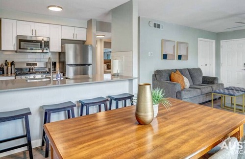 Mueller Apartamento | Relaxing Space Near Mueller Area | Parking + Pool
