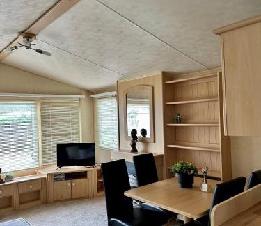 Overstone Complejo | Relaxing static stay Holiday park