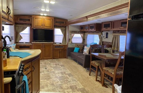 Ernul Casa | Relaxing Stay in Beautiful North Carolina!