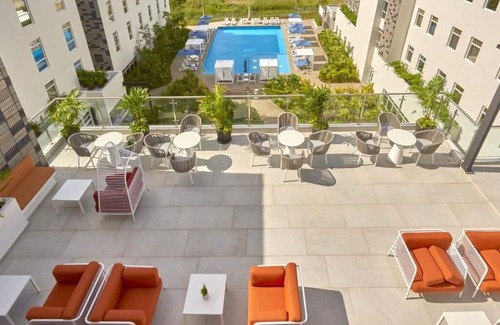 Benito Juárez Hotel | Relaxing Stay Near CUN | 2 Rooms w/ Kitchenette, Pool, Rooftop Terrace & Shuttle