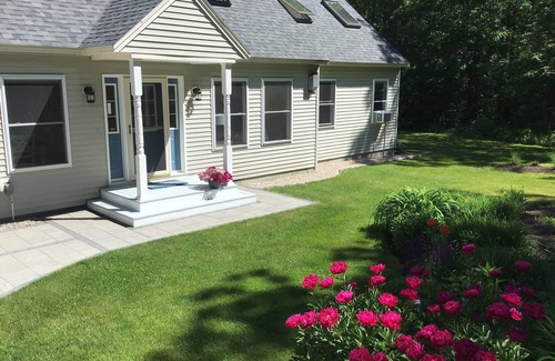 Kennebunkport Casa | Soleado, limpio Kennebunkport Home - entorno tranquilo cerca de Goose Rocks Beach!