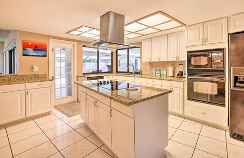 Greater Northdale Casa | Relaxing Tampa Abode w/ Screened Lanai & Pool