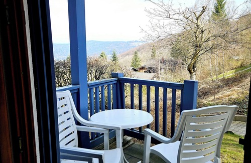 Schofweg Apartamento | Relaxing time out in the Sonnenwald vacation region with a view of Lallinger Winkel