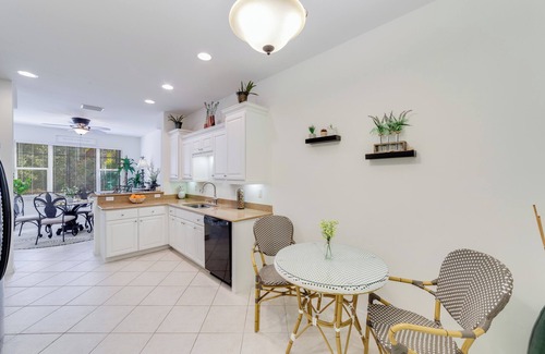 Estero Casa | Relaxing Townhome in Bella Terra Community