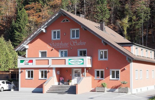 Bartholomaeberg Apartamento | "Relaxing vacation in the Sahin 5 vacation apartment in Bartholomaeberg!"