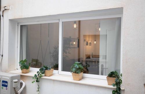 Capuchinos Apartamento | Relaxing vacation home @ the heart of Malaga