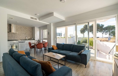 Puerto Marino Villa | Villa relajante cerca de Carabassi