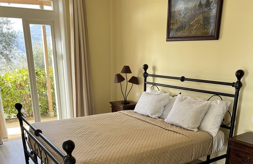Dolceacqua Villa | Relaxing Villa w/Pool