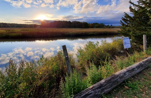 Guilford Casa | Relaxing waterfront escape on the CT shore