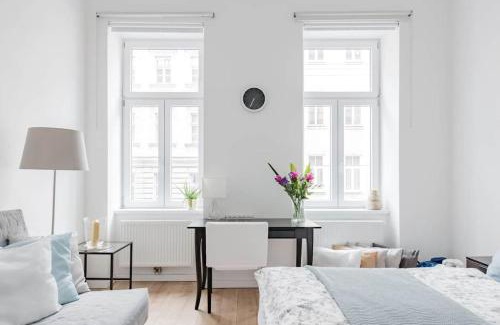 Roßau Apartamento | Relocation or expats, only long term stay! 2 min to U4 Rossauer Lände