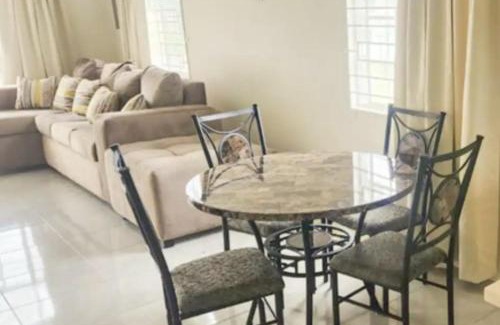 Discovery Bay Casa | Remarkable 2-Bed House in Discovery Bay