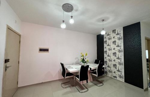 Viana Apartamento | Remarkable 3-Bed Apartment in Viana