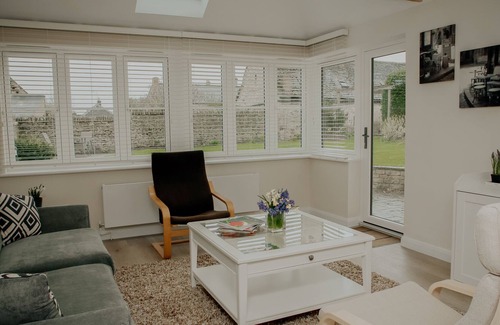 Easton on the Hill Casa | Remarkable 3-Bed House in Easton-on-the-Hill