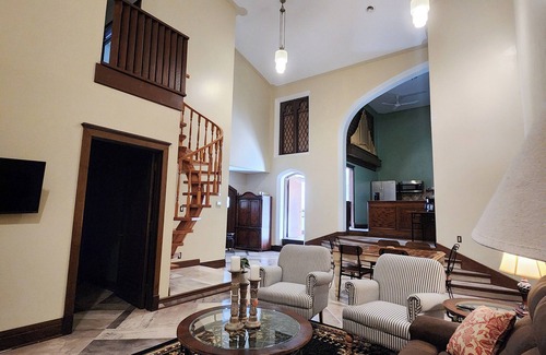 Du Quoin Apartamento | Remarkable 3-bedroom sanctuary apartment with WiFi, AC in fabulous Du Quoin