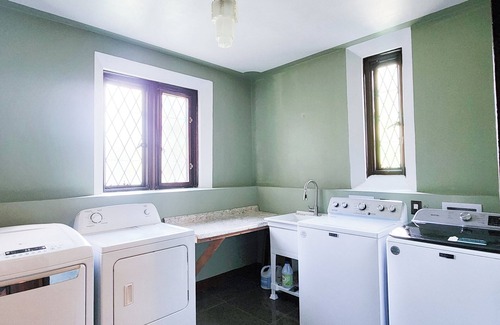 Du Quoin Apartamento | Remarkable 3-bedroom sanctuary apartment with WiFi, AC in fabulous Du Quoin