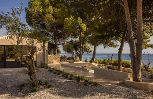 Kardamyli Villa | Remarkable Kardamyli Beachfront Villa | Villa Millennium Earl | 2 Bedrooms | Spacious Furnished Outdoor Area with Spectacular Sea Views | Ritsa