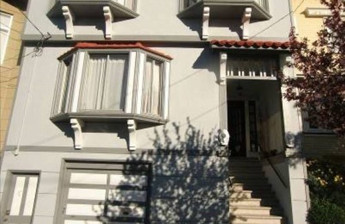 Inner Sunset Casa | Remodeled 1Bed/1Bath, Absolutely Private, Pet Friendly, Laundry, Patio