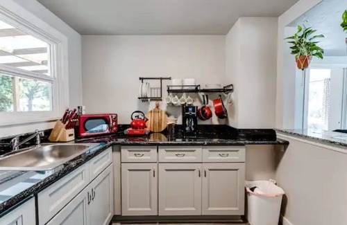 Fairmont Apartamento | Remodeled 2 bdrm duplex near the U of O