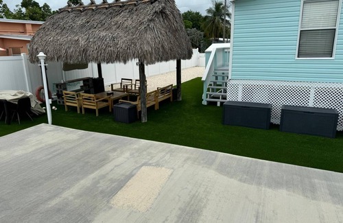 Key Largo Casa | Remodeled 2BR on bayside canal in Key Largo – cozy, modern, and relaxing.