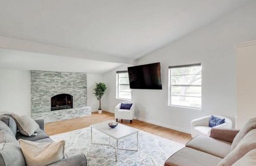 North Central Carrollton Casa | Remodeled 3 bedroom with central location Carrollton