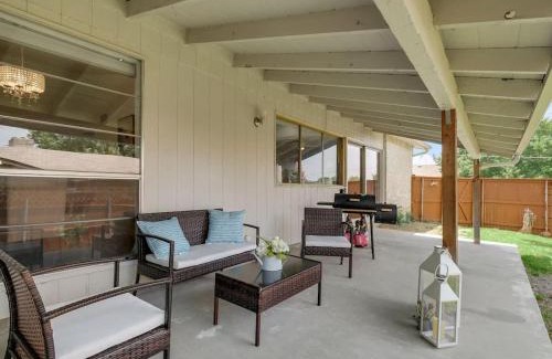 North Central Carrollton Casa | Remodeled 3 bedroom with central location Carrollton