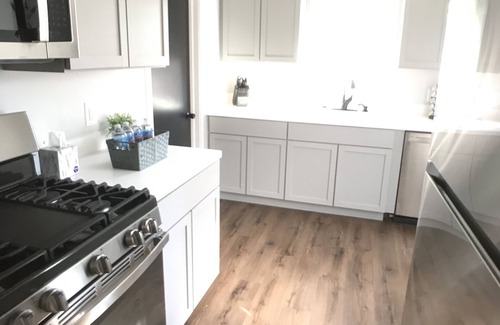 Addison Casa | Remodeled 3BR 1BA Near O'Hare Sleeps 10