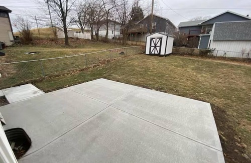 South Central Omaha Casa | Remodeled 4-2 in the Heart of Omaha- Pay Monthly