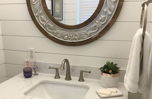 Lynchburg Casa | Remodeled 60s ranch 5 min from Liberty University.