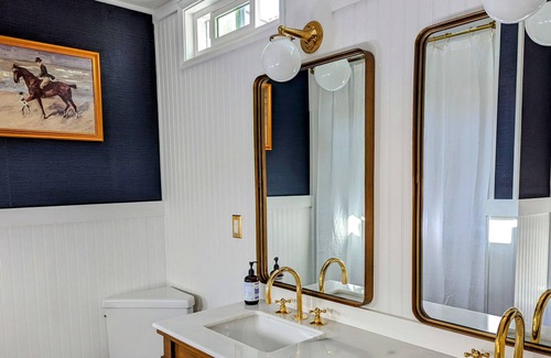 Coronado Cabaña | Remodeled Beach Cottage Two Blocks From The Beach!