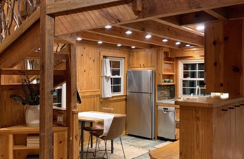 Mentone Casa | Remodeled Cabin near DeSoto State Park and Downtown Mentone