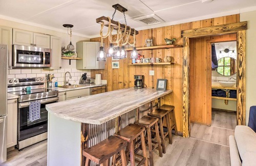 Elizabeth Cabina | Remodeled Cabin w/ Fire Pit on Norfork Lake!