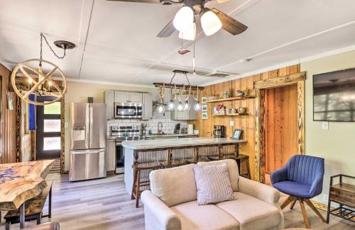 Elizabeth Casa | Remodeled Cabin with Fire Pit on Norfork Lake!