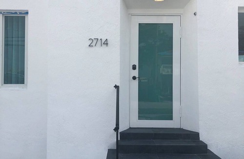 West Little Havana Casa | Remodeled , comfortable and beautiful home