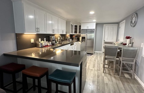 San Bernardino Casa | Remodeled Family Mobile home