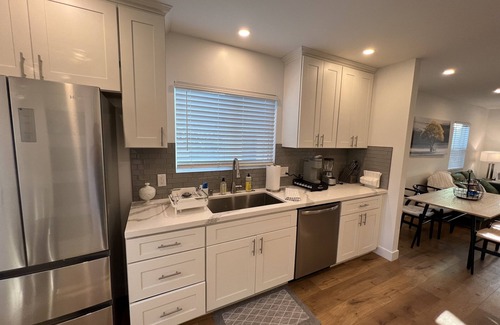 Burbank Casa | Remodeled Home near Studios and Hollywood!