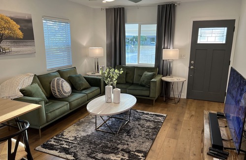 Burbank Casa | Remodeled Home near Studios and Hollywood!