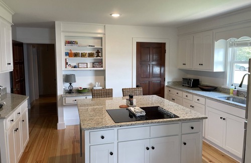 Chapin Casa | Remodeled home on Lake Murray. Large screen porch overlooks large yard, and dock