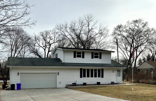 Delafield Casa | Remodeled Home on Wooded Nagawicka Lake Channel