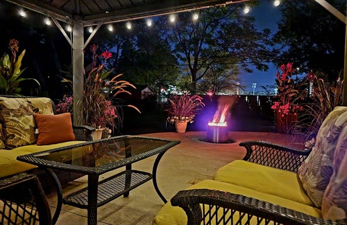 Southwyck Casa | New, remodeled & loaded, kid friendly, firepit