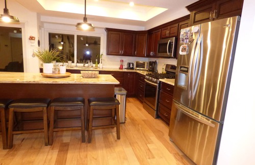 Agoura Hills Casa | Remodeled one story pool home, hiking trails, lake, beach & more..