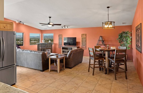 Cottonwood-Verde Village Casa | Remodeled! Panoramic Views! 20 Minutes from Sedona! Modern Southwest Comfort and