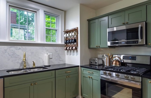 Cayuga Casa | Remodeled Peaceful Retreat