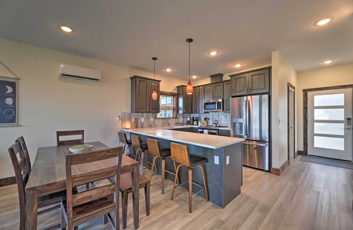 Waldport Cabaña | Remodeled Sanderling Sea Cottages, Unit 4