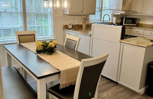 Worcester Casa | Remodeled Single Family, Enjoy a experience at this centrally located place.