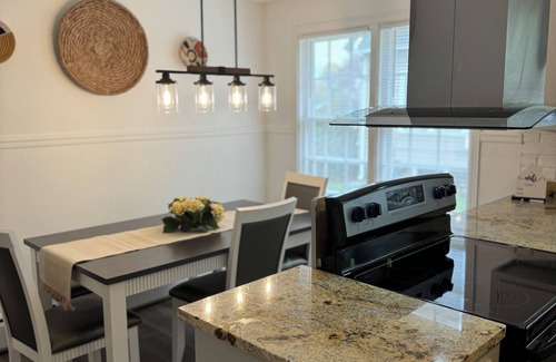 Worcester Casa | Remodeled Single Family, Enjoy a experience at this centrally located place.