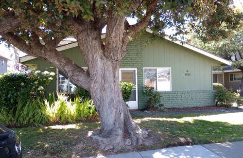 Capitola Condominio | Remodeled Single Story condo near Capitola Village
