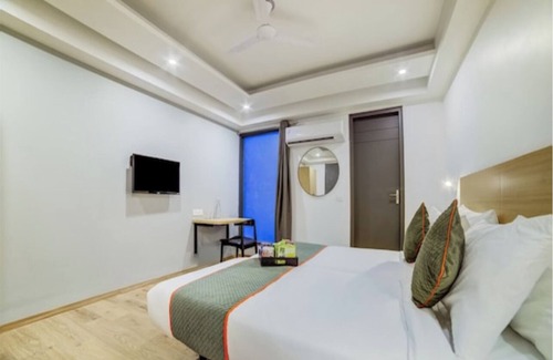 Gurugram Hotel | Remodeled Townhouse for Luxurious corporate stays near sector 57, Hongkong Bazar