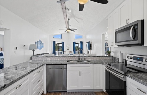 Spring Hill Casa | Remodeled Waterfront Home Direct Gulf Access. Fishing, Boating, Scallop Paradise