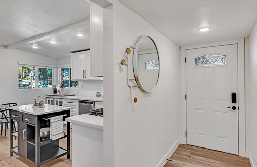 West Sacramento Casa | Remodeled West Sacramento home in quiet location!
